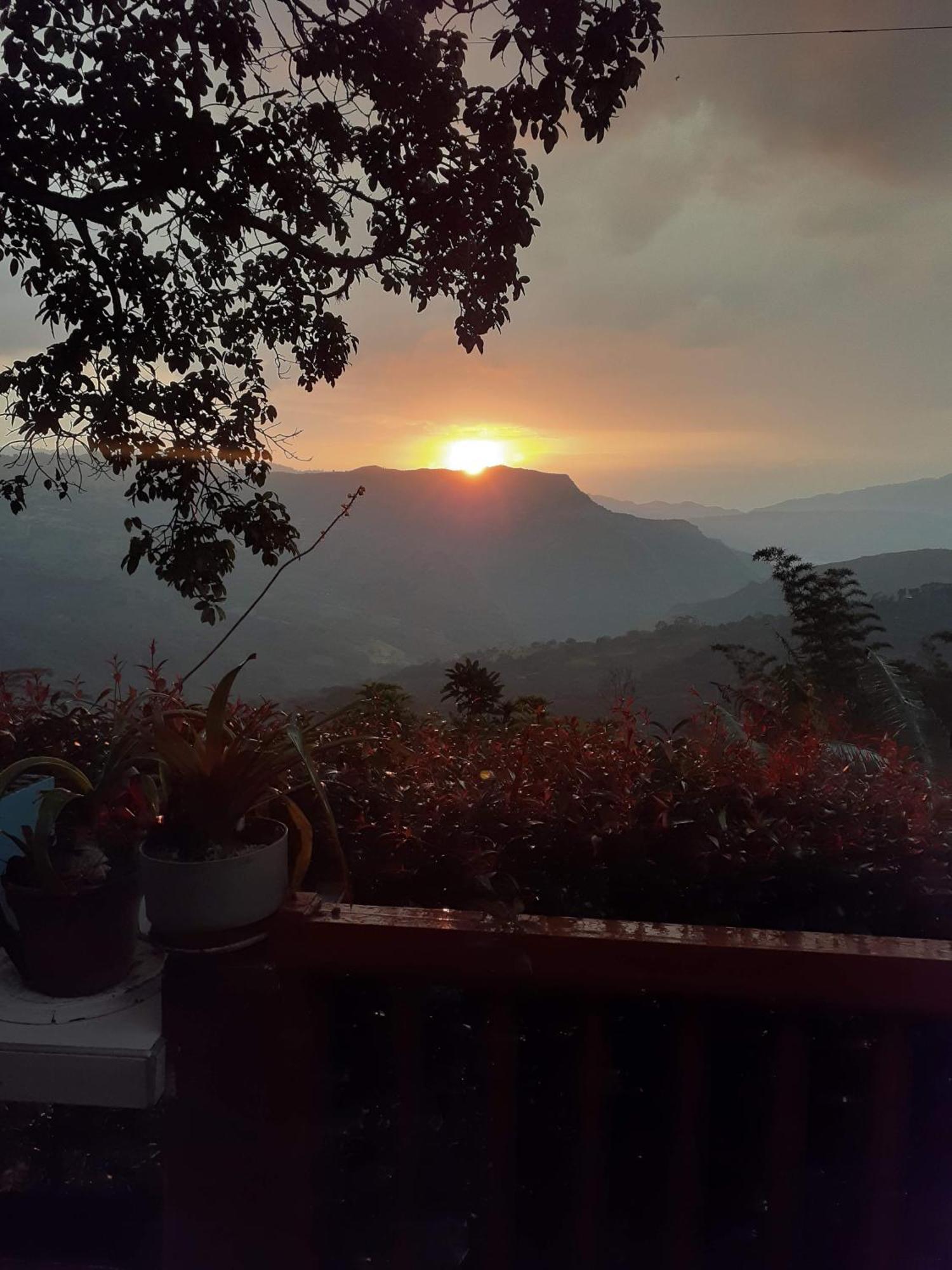 Casa finca El Girasol Villa Guayabal de Síquima Exterior foto